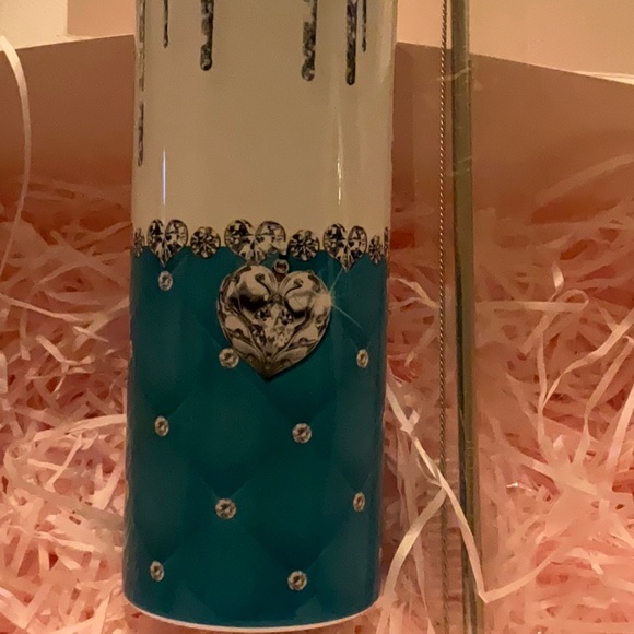 Beautiful drink tumbler - Picture 3 of 5